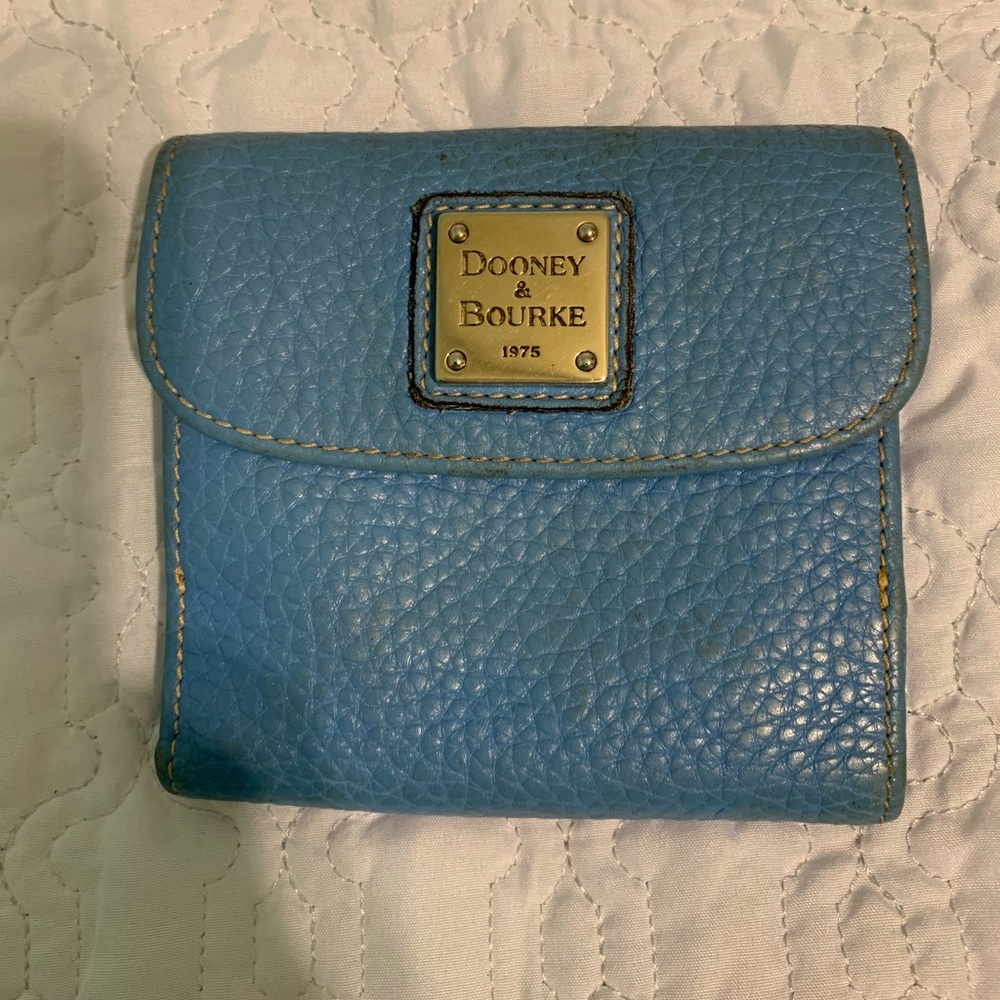 Used Dooney and Bourke wallet